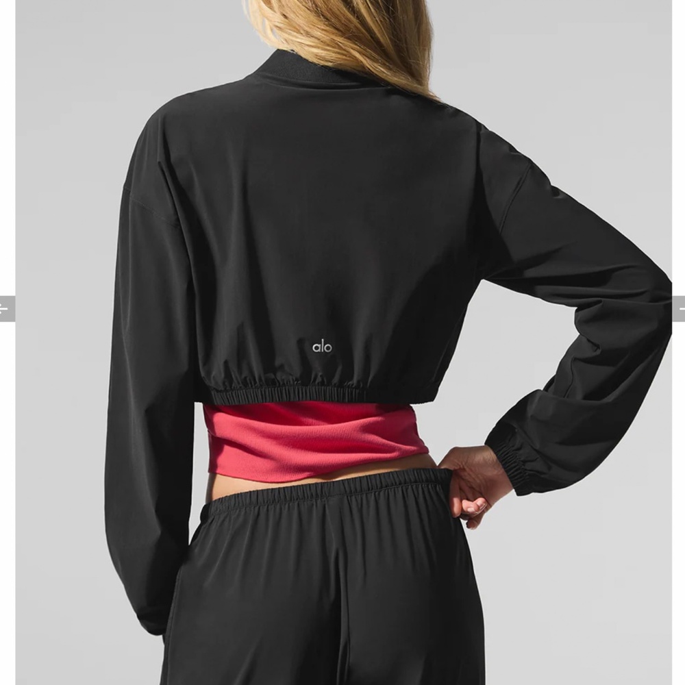 ALO Cropped Breezy Zip Jacket